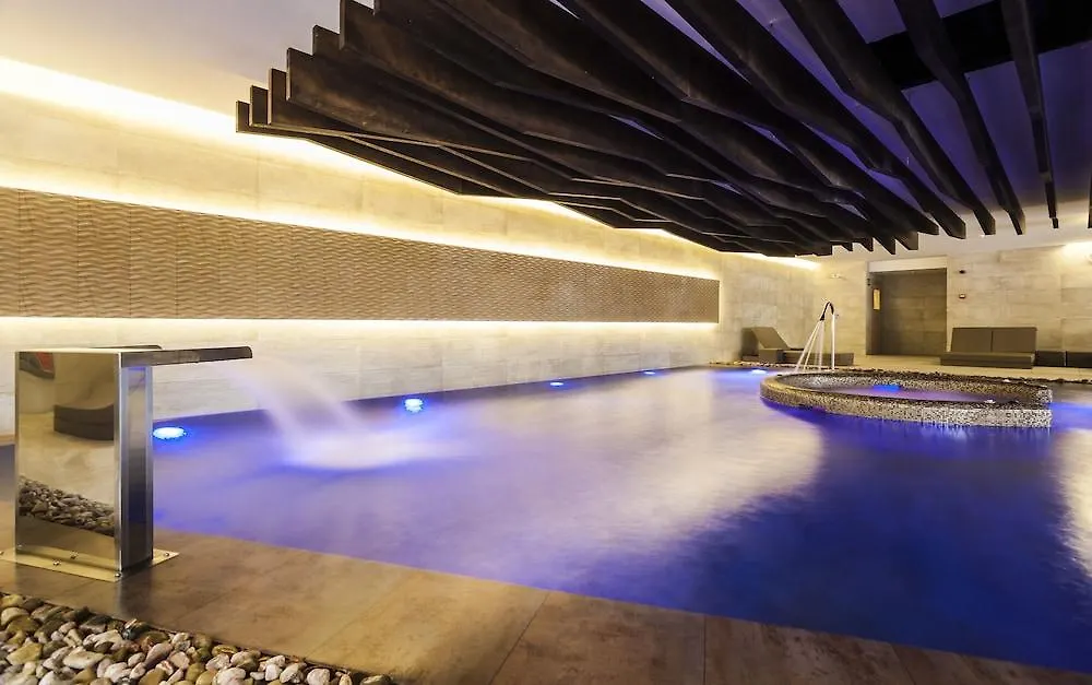 Hotel Serrano Palace Cala Ratjada  5*, Cala Ratjada (Mallorca)