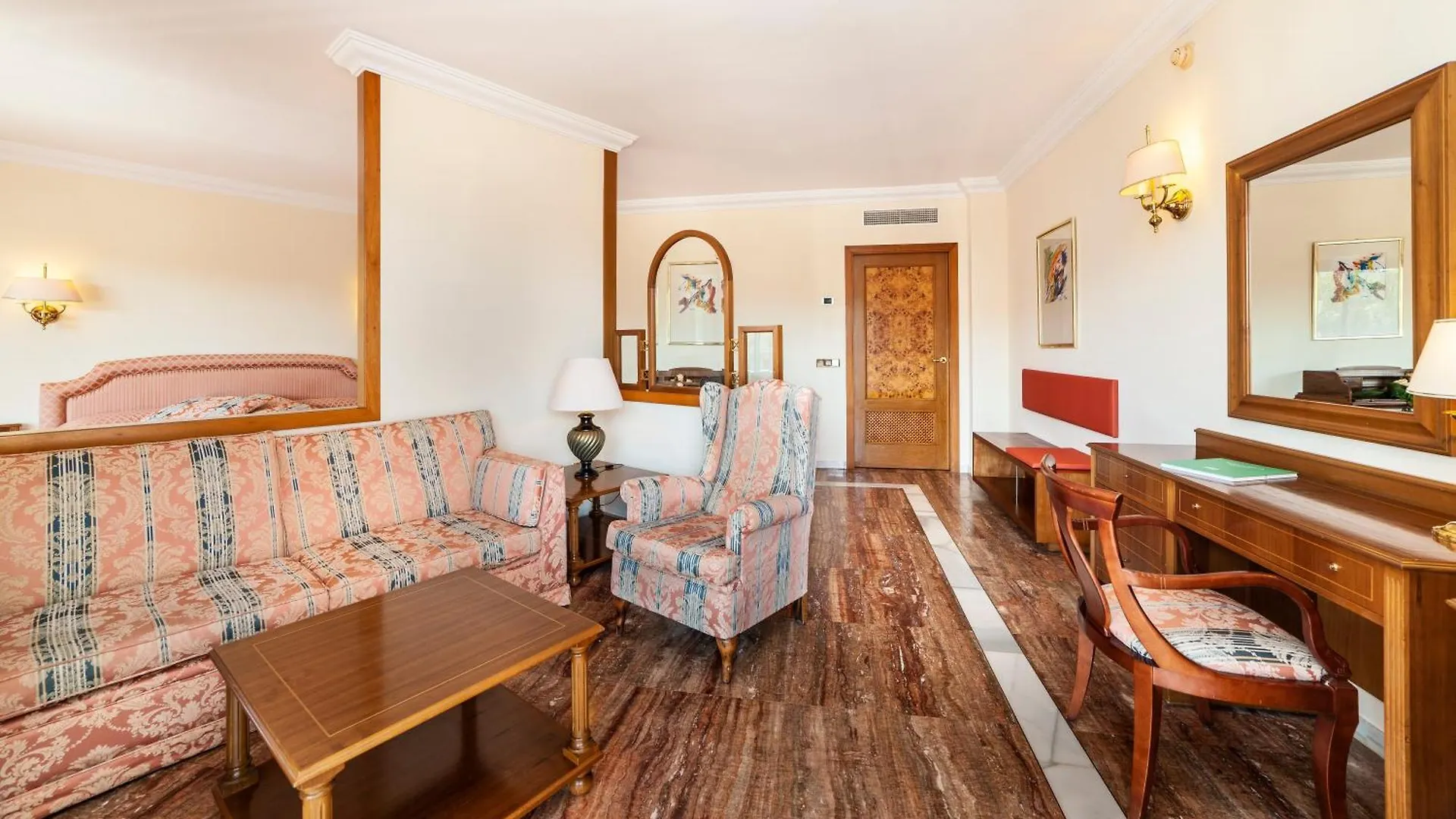 Hotel Serrano Palace Cala Ratjada  Cala Ratjada (Mallorca)
